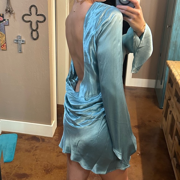 Meshki Davina Satin Long Sleeve Mini Dress - Powder Blue - Picture 7 of 8